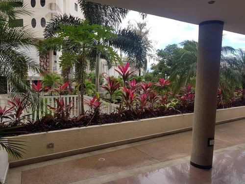 Imagen 2 de 15 de Yasmin Roa En Venta Apartamento En Venta Res. Utila Suite (120 Metros Cod 440311