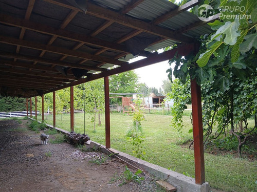 Parcela De 5000m2 Con Casa .