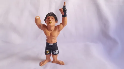Muñeco - Figura Coleccion Ufc Diego Sanchez (Usado)