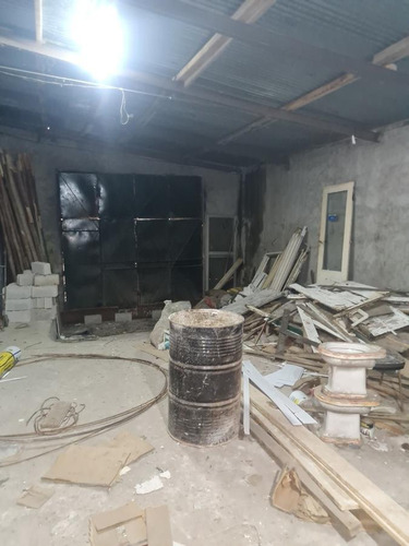 Imagen 2 de 4 de Depósito - Belvedere