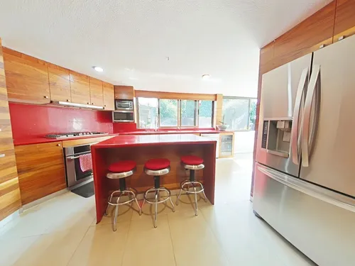 Casa En Excelente Ubicacion