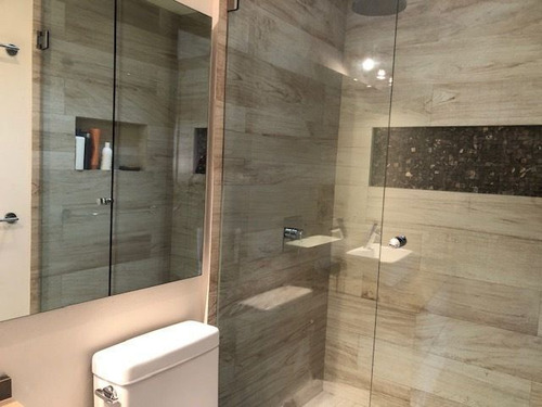 Una Casa Comoda, Iluminada Y Funcional Es Ideal Para Disfrutar De La Vida Diaria