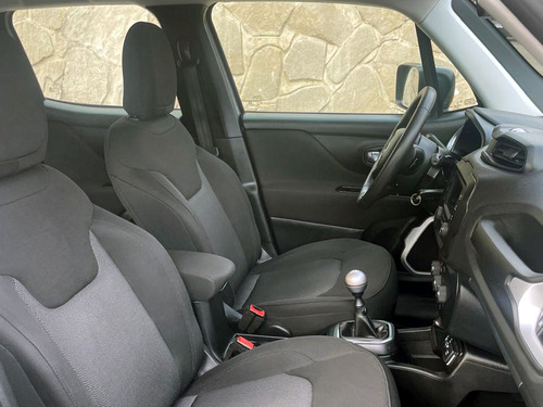 Jeep Renegade 1.8 SPORT LX 4X2 RADIO 5 MT 5P