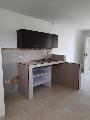 Venta De Casa Multifamiliar De 294 Mt2 En Jordán, Sur De Cali 5516.