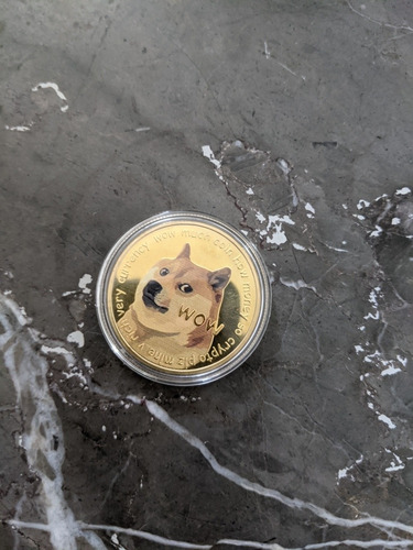 Imagen 2 de 2 de Doge Coin Suvenir
