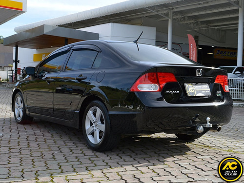 Honda Civic 1.8 Lxs 16v Flex 4p Automático