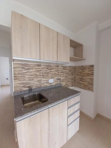 Imagen 4 de 18 de Departamento 2 Dormitorios En Venta - Constituyentes