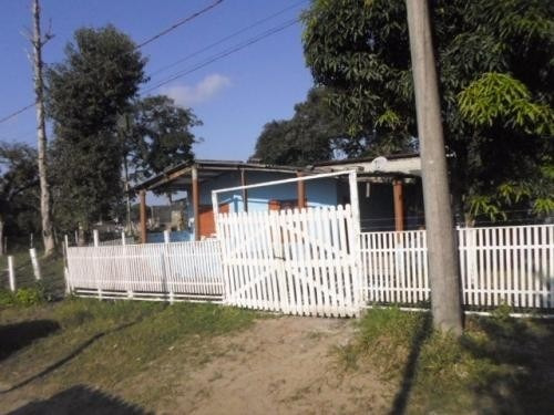 Chácara No Litoral Sul, Com 2 Quartos Em Itanhaém/sp 2662-pc