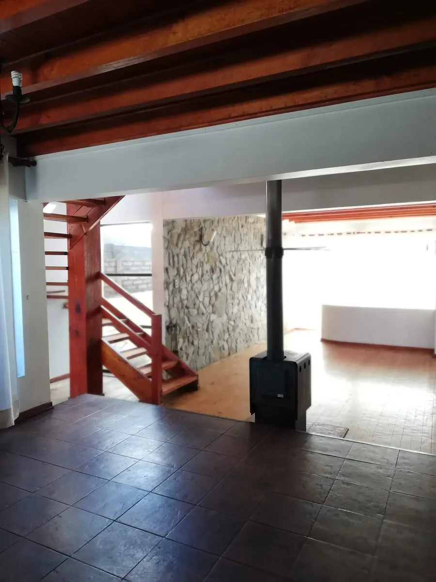 Imagen 3 de 4 de Casa De Arquitectura Única En El Corazón De Cabrero | 170 M2