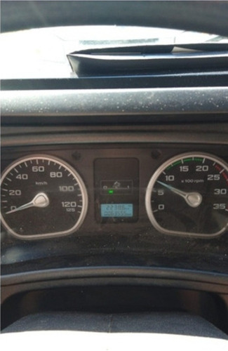 Imagen 10 de 15 de Ford Cargo 1119