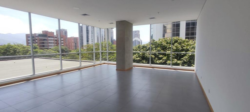 Oficina En Venta En Medellín El Poblado, El Campestre. Cod 9873