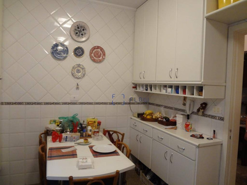 Casa Com 3 Dormitórios E 2 Vagas De Garagem - Paraíso - Ca1367