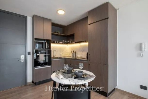 Departamento En Arriendo De 2 Dorm. En Las Condes