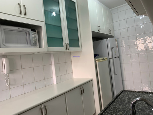 Imagem 25 de 28 de Apartamento 102m², 03 Dormitórios (sendo 01 Suíte), 04 Banheiros E 02 Vagas Na Garagem. Condomínio Com Portaria, Segurança 24hrs, Piscina, Salão De - 21041610 - 69409854