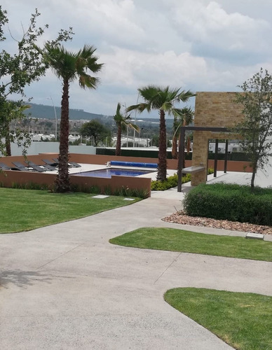 Imagen 2 de 30 de Se Vende Casa Entre El Refugio Y Zibata, Equipada De Super L
