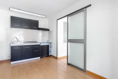 Oficina En Arriendo/venta En El Chicó. Cod V6700