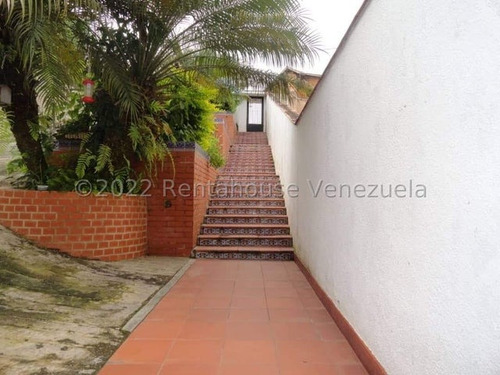 Hermosa Casa En Venta En La Unión, El Hatillo Lj 25-10885