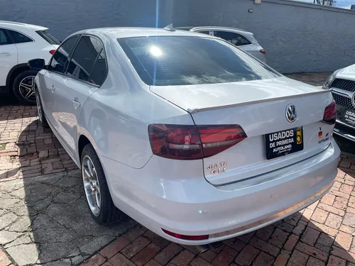 Volkswagen Jetta Trendline Mt 2,0