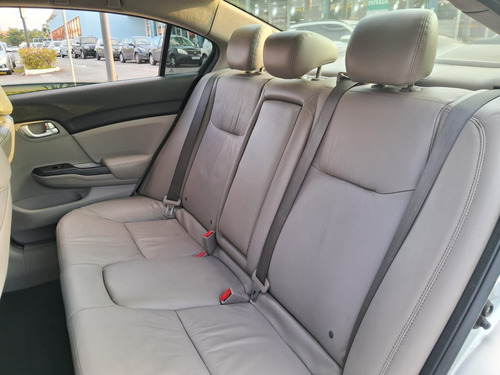 Honda Civic Sedan LXR 2.0 Flexone 16V Aut. 4p