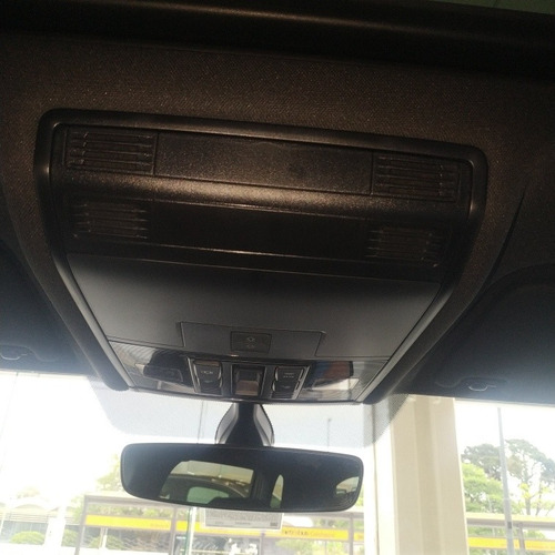 Imagen 13 de 25 de Volkswagen Taos 2023 1.4 250 Tsi Hero