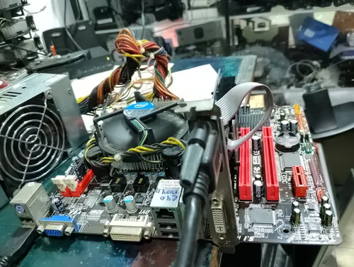 Combo Board Biostar H61 + Intel Xeon + Nvidia 2gb + 16gb Ram (Usado)
