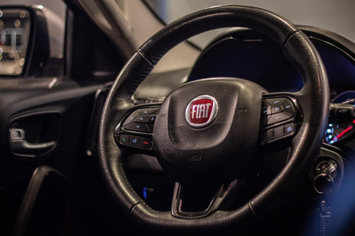 Imagen 12 de 15 de Fiat Toro Freedom 1.8 4x2 At 44.000km 2019 Gris
