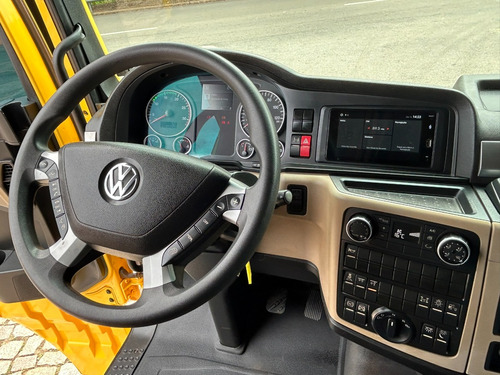 Caminhão Vw Meteor 28460 6x2 2023