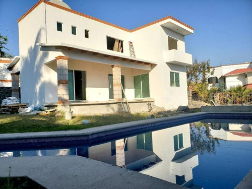Casa Sola En Venta Oaxtepec