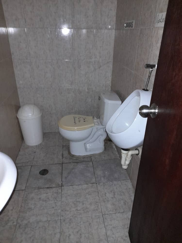 Imagen 12 de 23 de Belkliag/ Vende Fondo De Comercio Operativo (permisos ,patentes Y Codigos Al Dia) En Base Aragua Maracay