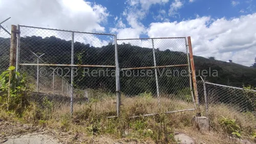 comprar Gbf 25-1102 Colonia Tovar Venta De Amplio Terreno R3 Contacteme Ya.