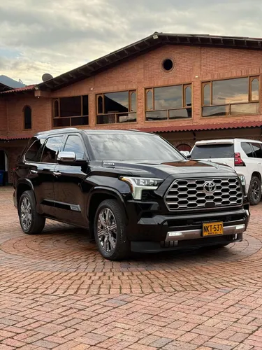 Toyota Sequoia 3.5 V6 Capstone