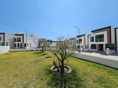 Casas Venta En Nuevo Refugio, Con Recámara En Planta Baja