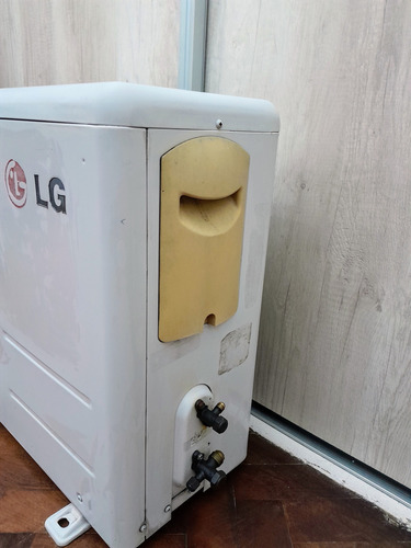 Aire Acondicionado Lg Art Cool 3000 No Funciona El Compresor Espejo Gris (Usado)