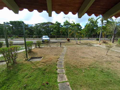 Venta De Villa En Palm Beach Higuerote Ls 25-17519