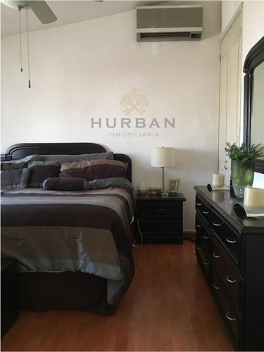 Hurban Vende Casa Modificada Y Ampliada, De Dos Plantas, En