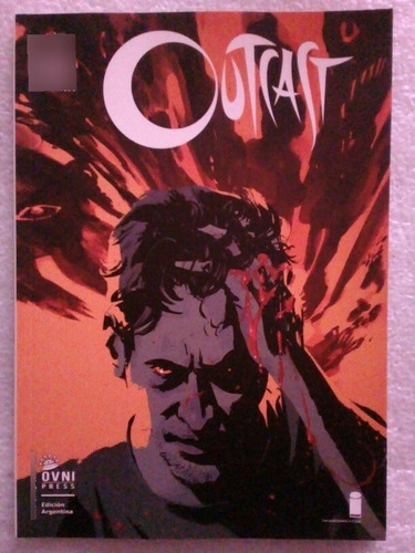 Comic Outcast  Parte 1 De  Una Oscuridad Lo Rodea 