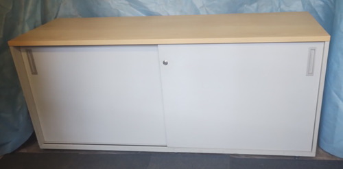 Credenza / Mueble De Guardado Bajo Para Oficina