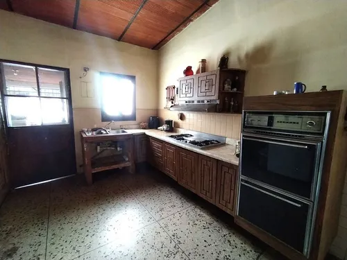 Quinta Barrio Sucre Para Acondicionar