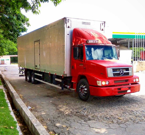 Mercedez-benz Bau