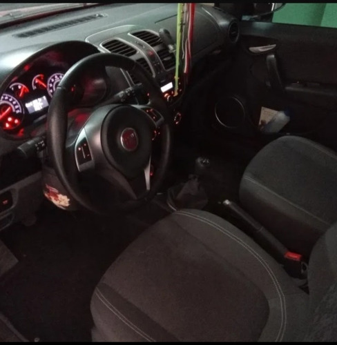 Imagen 7 de 7 de Fiat Palio 2016 1.4 Attractive 85cv