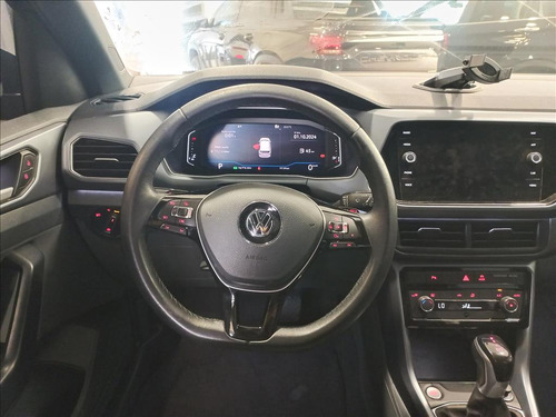 Volkswagen T-Cross 1.0 200 TSI TOTAL FLEX COMFORTLINE AUTOMÁTICO