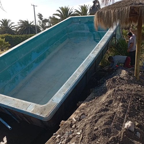 Piscinas De Hormigón Y Fibra. Reparamos Pintamos.