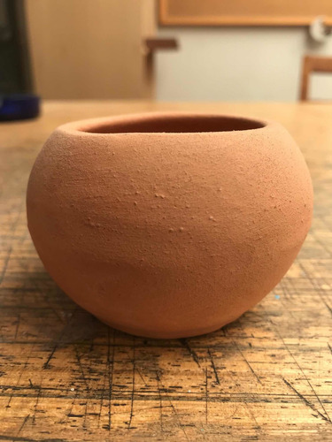 Imagen 1 de 2 de Macetero De Terracota