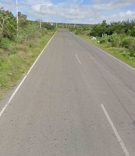 Hectárea En Venta Escriturada Y Muy Ubicada En Querétaro.