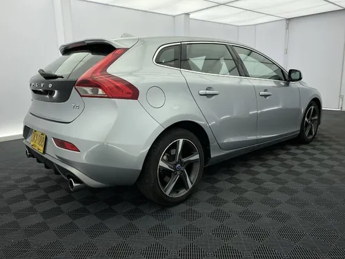 Volvo V40 1.6 T4 R-design