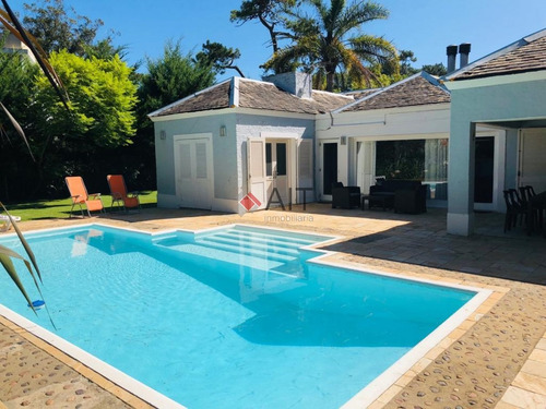 Imagen 17 de 17 de Casa 3 Dormitorios Y Piscina. Preciosa. Bien Ubicada Cerca Del Mar.