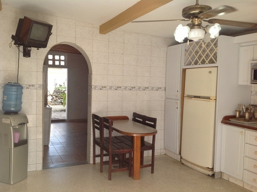 Imagen 9 de 20 de Casa Comercial De Dos Plantas En Venta, Sector San José De Tarbes437663