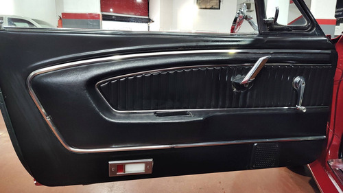 Imagen 8 de 15 de Ford Mustang 4.7 V8 Cabrio 1965