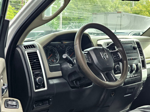 Dodge Ram 2500 5.7 Pickup Slt Aa 4x4 At