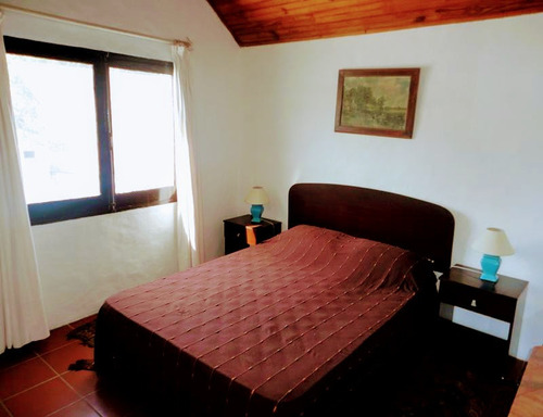 Casa En Alquiler Por Temporada De 3 Dormitorios En El Tesoro